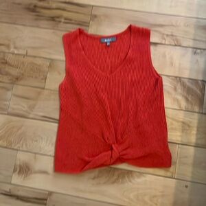 Sleeveless knit top in Salmon Size M